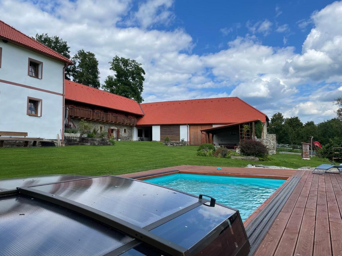Farma Nahlov Apartment Фримбурк Екстериор снимка