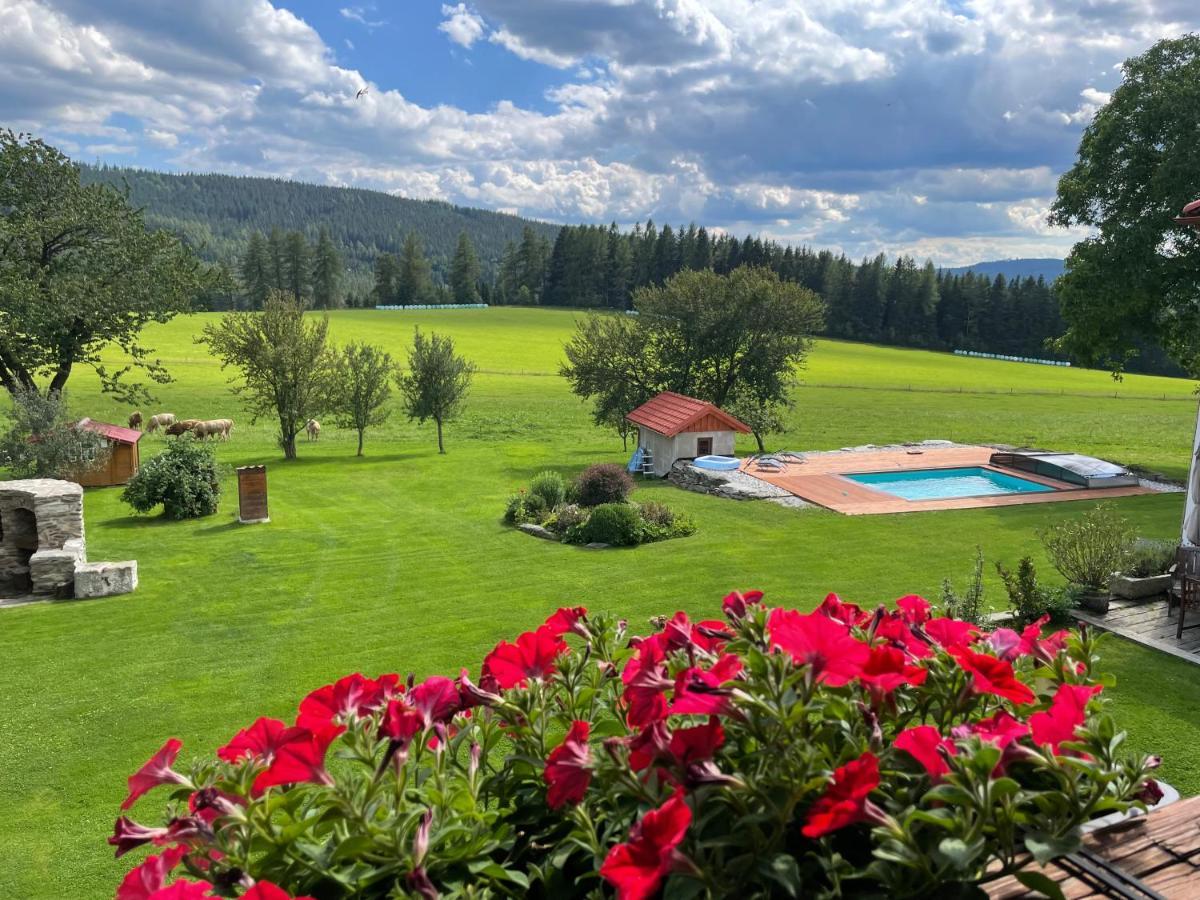 Farma Nahlov Apartment Фримбурк Екстериор снимка