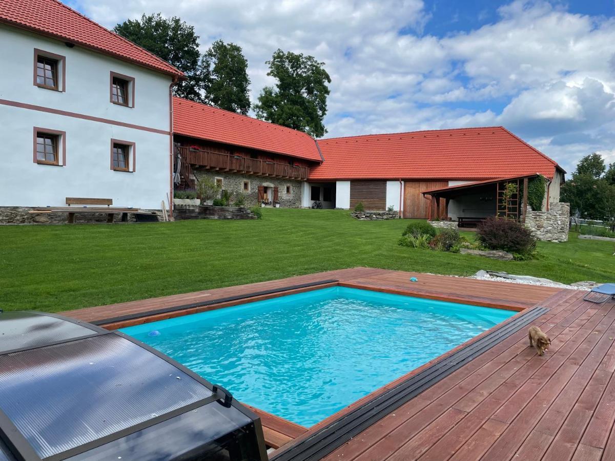 Farma Nahlov Apartment Фримбурк Екстериор снимка