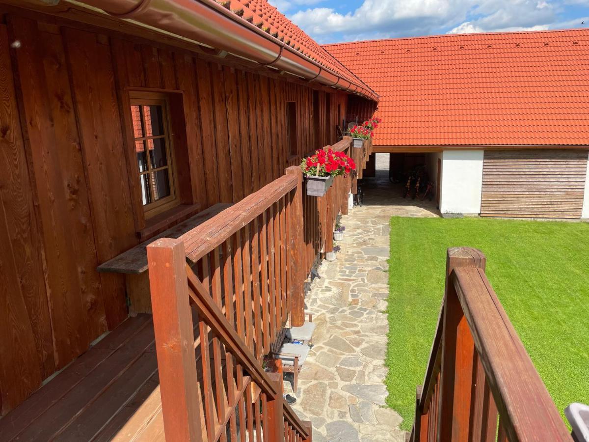 Farma Nahlov Apartment Фримбурк Екстериор снимка
