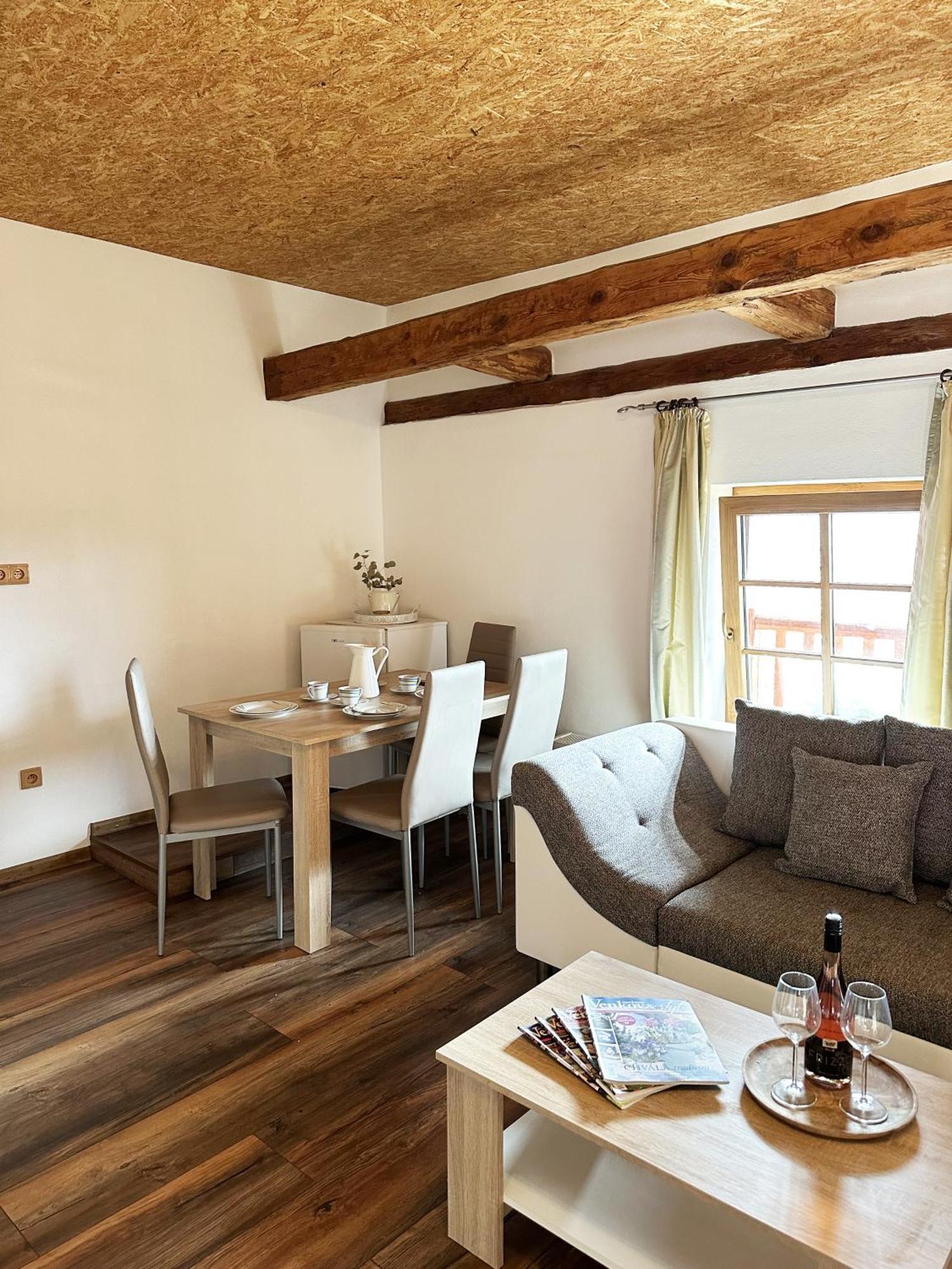 Farma Nahlov Apartment Фримбурк Екстериор снимка